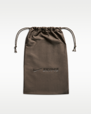 Nike.comにおけるNikeSKIMS リフト メッシュ ウィメンズシューズ